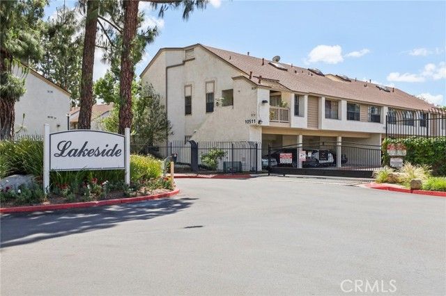 10601 Lakeside J, Garden Grove, CA 92840