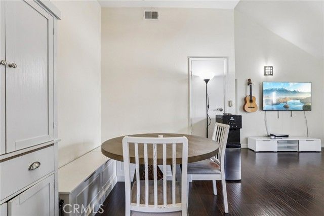 10601 Lakeside J, Garden Grove, CA 92840