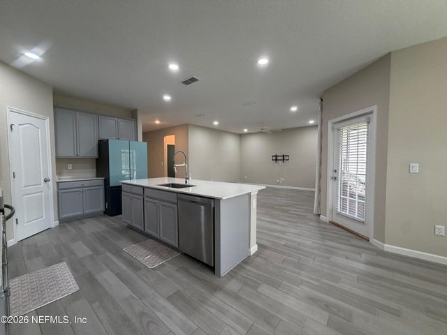 2219 MAJOR OAK Street, Jacksonville, FL 32218