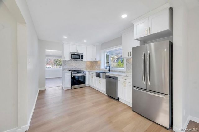 27 Landscape Drive, Wheatley Heights, NY 11798