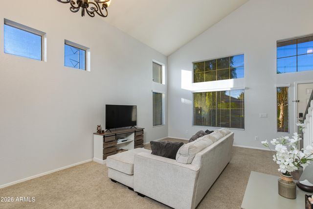 1163 W VAUGHN Avenue, Gilbert, AZ 85233