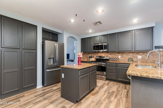 1163 W VAUGHN Avenue, Gilbert, AZ 85233