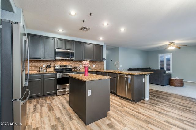 1163 W VAUGHN Avenue, Gilbert, AZ 85233