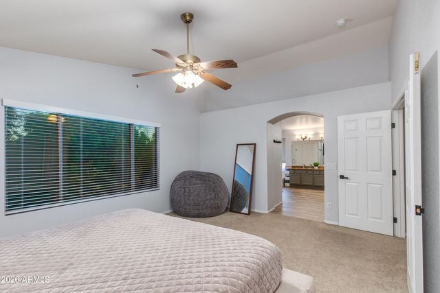 1163 W VAUGHN Avenue, Gilbert, AZ 85233