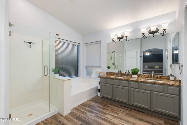 1163 W VAUGHN Avenue, Gilbert, AZ 85233