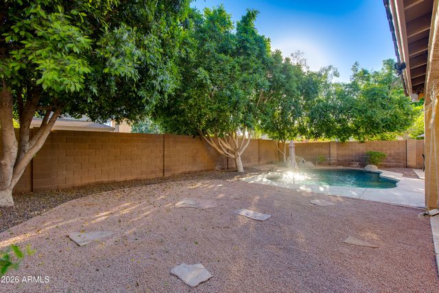 1163 W VAUGHN Avenue, Gilbert, AZ 85233