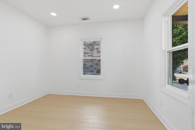 219 DORIS, Brooklyn, MD 21225