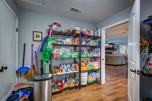 185 Seminole Trail, East Tawakoni, TX 75472