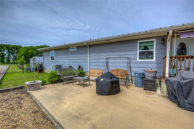 185 Seminole Trail, East Tawakoni, TX 75472