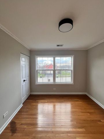 513 Trestle Court, Grayslake, IL 60030