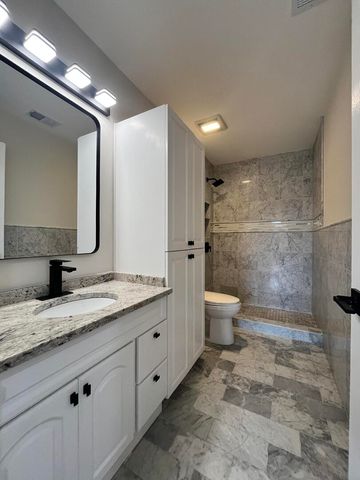 513 Trestle Court, Grayslake, IL 60030