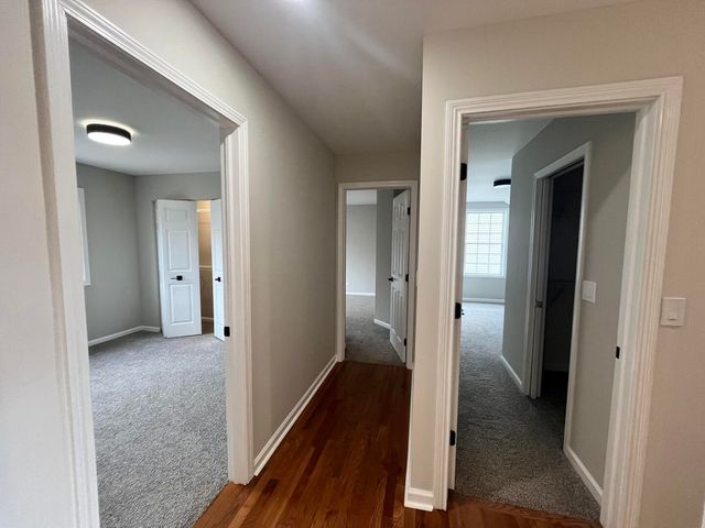 513 Trestle Court, Grayslake, IL 60030