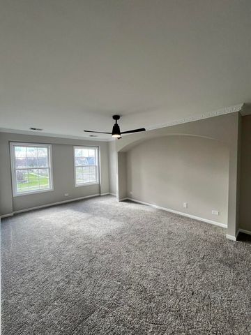 513 Trestle Court, Grayslake, IL 60030