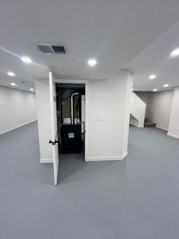 513 Trestle Court, Grayslake, IL 60030