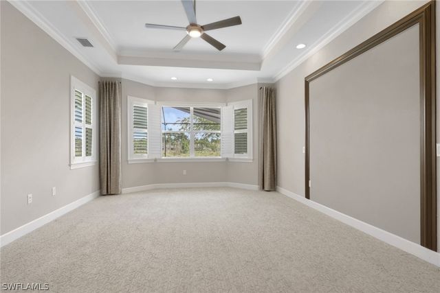 6482 WARWICK AVE, Naples, FL 34113