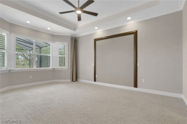 6482 WARWICK AVE, Naples, FL 34113