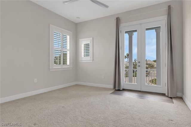 6482 WARWICK AVE, Naples, FL 34113