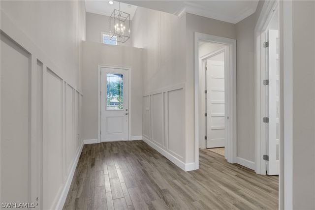 6482 WARWICK AVE, Naples, FL 34113