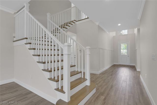 6482 WARWICK AVE, Naples, FL 34113