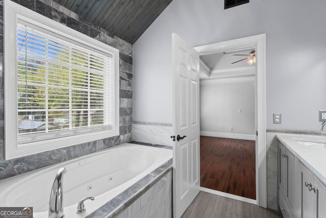 139 Lexington Parke Drive, Woodstock, GA 30189