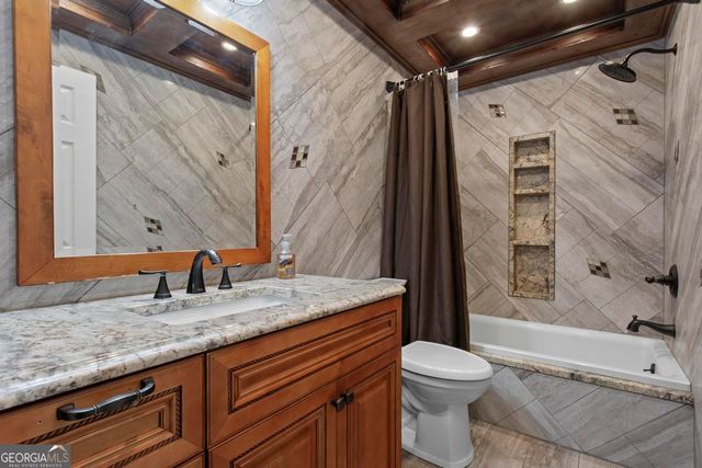 139 Lexington Parke Drive, Woodstock, GA 30189