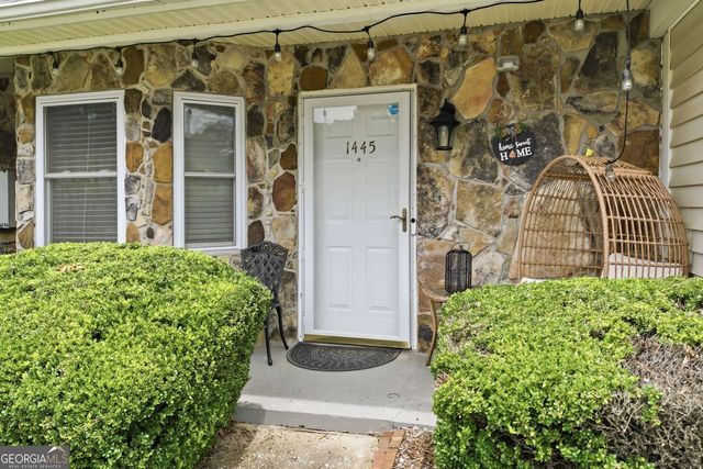 1445 Springleaf Circle SE, Smyrna, GA 30080