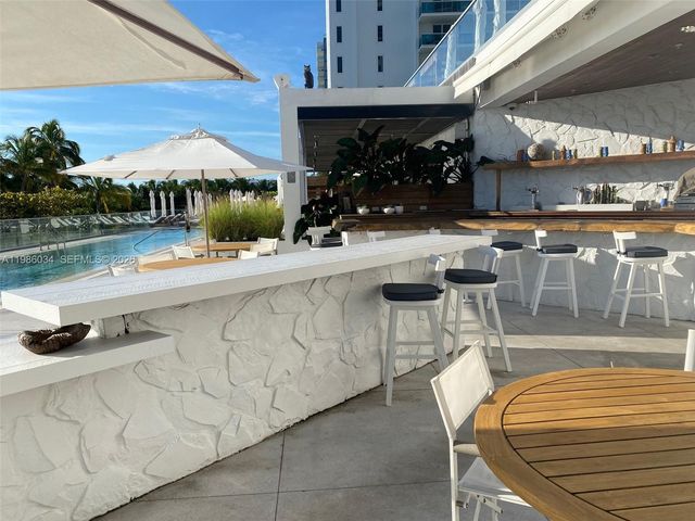 2301 Collins Ave 1512, Miami Beach, FL 33139