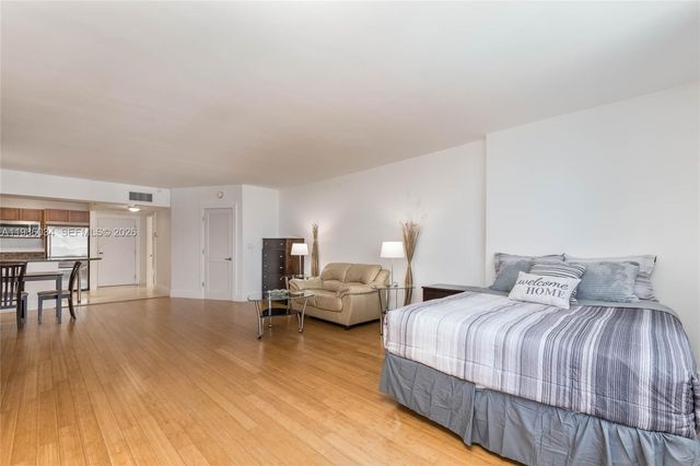 2301 Collins Ave 1512, Miami Beach, FL 33139