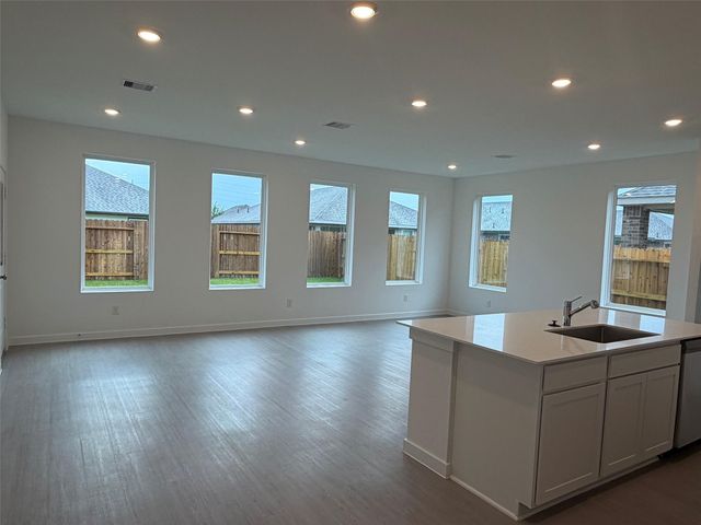 2514 Rose Gold Drive, Rosharon, TX 77583