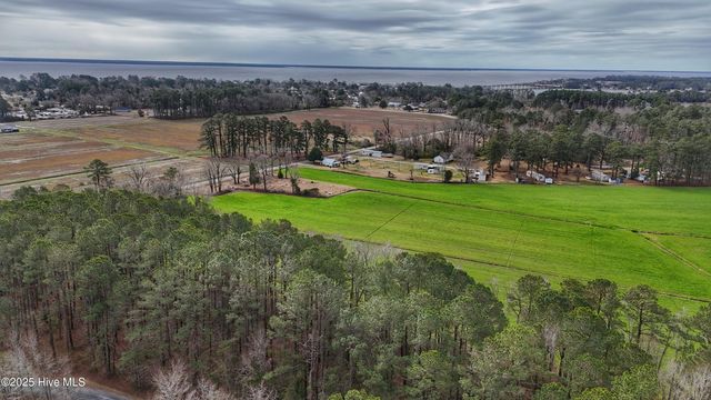 803 Sailhaven Drive, Oriental, NC 28571