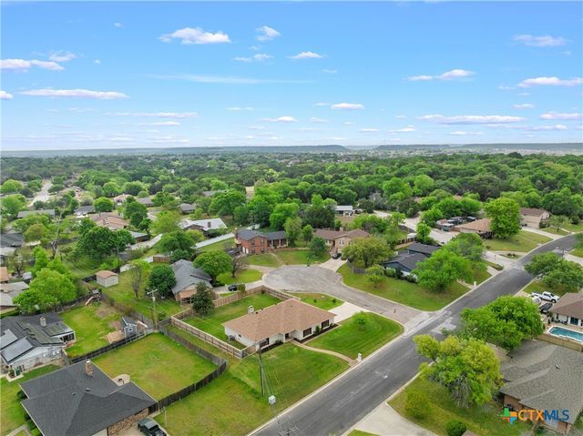1803 Elk Trail, Harker Heights, TX 76548