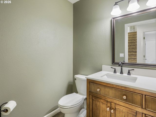 32099 Sw WILLAMETTE Way E, Wilsonville, OR 97070