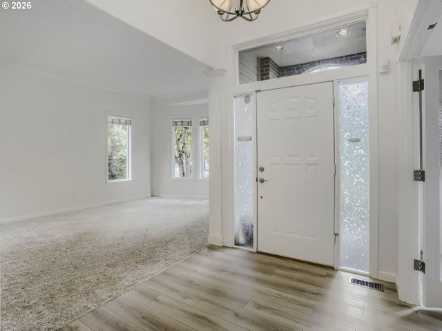 32099 Sw WILLAMETTE Way E, Wilsonville, OR 97070