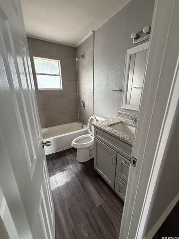 1515 Escalon, San Antonio, TX 78221