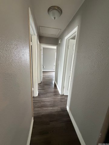 1515 Escalon, San Antonio, TX 78221