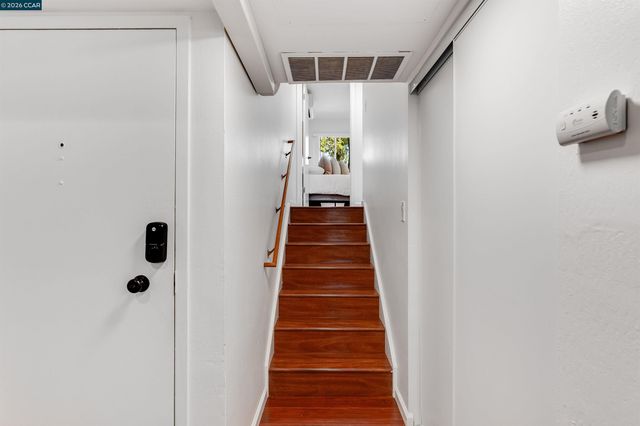 2724 Oak Rd 86, Walnut Creek, CA 94597