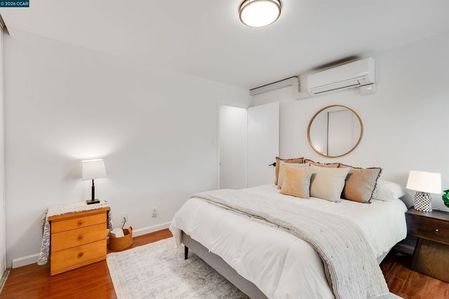 2724 Oak Rd 86, Walnut Creek, CA 94597