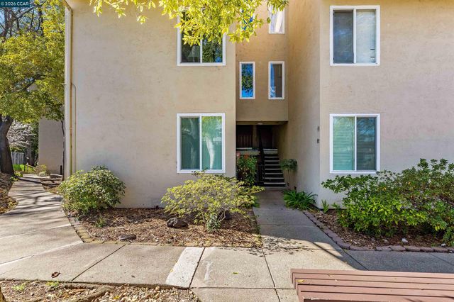 2724 Oak Rd 86, Walnut Creek, CA 94597