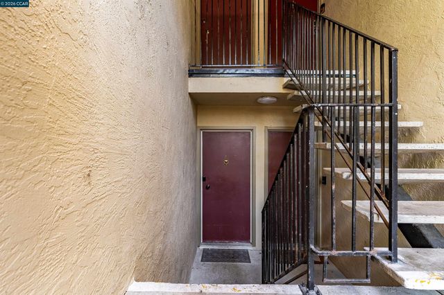 2724 Oak Rd 86, Walnut Creek, CA 94597