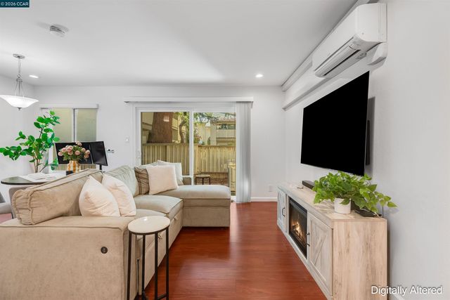 2724 Oak Rd 86, Walnut Creek, CA 94597