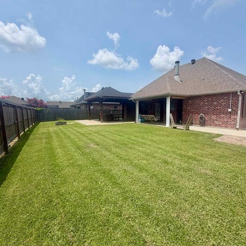 234 Lakewood Dr, Houma, LA 70360