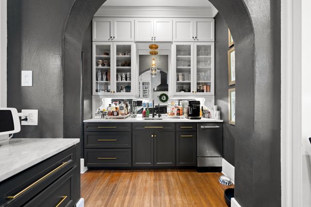 528 Prospect Avenue, Hot Springs, AR 71901