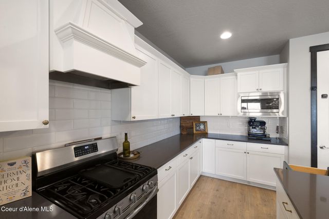 3366 N Cyprus Fox LOOP, Post Falls, ID 83854