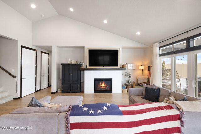 3366 N Cyprus Fox LOOP, Post Falls, ID 83854