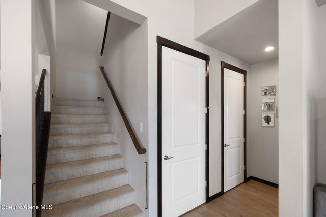 3366 N Cyprus Fox LOOP, Post Falls, ID 83854