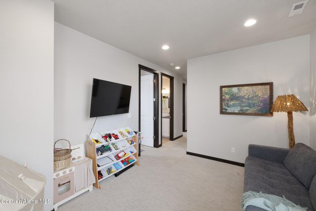 3366 N Cyprus Fox LOOP, Post Falls, ID 83854