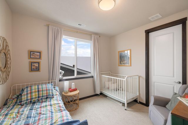 3366 N Cyprus Fox LOOP, Post Falls, ID 83854