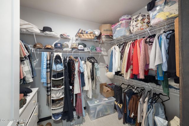 3366 N Cyprus Fox LOOP, Post Falls, ID 83854