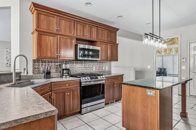 14315 Flint Creek Crossing, Leo, IN 46765