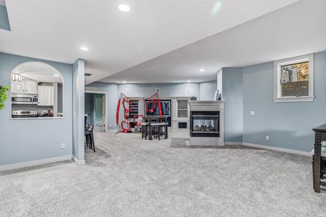 14315 Flint Creek Crossing, Leo, IN 46765